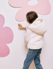 Carregar imagem no visualizador da galeria, Casaco acolchoado reversível com capuz e forro em pelo para menina, branco