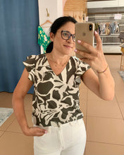 Carregar imagem no visualizador da galeria, BLUSA
