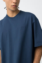 Carregar imagem no visualizador da galeria, T-shirt oversize azul marinho

