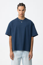 Carregar imagem no visualizador da galeria, T-shirt oversize azul marinho
