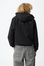 Carregar imagem no visualizador da galeria, Casaco preto casual oversize
