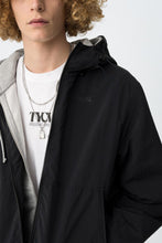 Carregar imagem no visualizador da galeria, Casaco preto casual oversize
