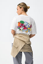 Carregar imagem no visualizador da galeria, T-shirt oversize branca estampada
