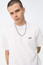 Carregar imagem no visualizador da galeria, T-shirt Branca Casual
