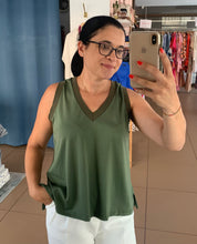 Carregar imagem no visualizador da galeria, Blusa
