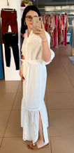 Carregar imagem no visualizador da galeria, VESTIDO BORDADO
