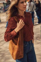 Carregar imagem no visualizador da galeria, Blusa Margaridas Tijolo
