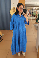 Carregar imagem no visualizador da galeria, Vestido em Bordado Inglês Azul
