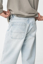 Carregar imagem no visualizador da galeria, Jeans Oski Super Baggy Fit
