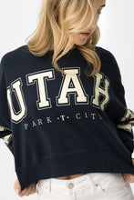 Carregar imagem no visualizador da galeria, Sweatshirt Azul Relaxed
