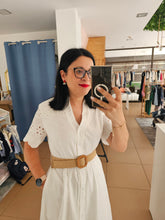 Carregar imagem no visualizador da galeria, Vestido em Bordado Inglês
