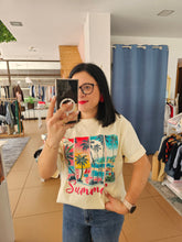 Carregar imagem no visualizador da galeria, T-Shirt Oversize Amarelo Manteiga
