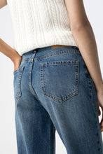 Carregar imagem no visualizador da galeria, Jeans Mom Fit Tiffosi
