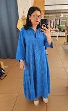 Carregar imagem no visualizador da galeria, Vestido em Bordado Inglês Azul
