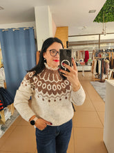 Carregar imagem no visualizador da galeria, Camisola Malha
