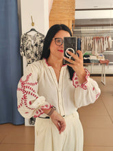 Carregar imagem no visualizador da galeria, Camisa Bordados
