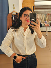 Carregar imagem no visualizador da galeria, Camisa Bordada
