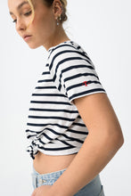 Carregar imagem no visualizador da galeria, Conjunto 3 T-shirts
