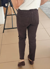 Carregar imagem no visualizador da galeria, Jeans Mom Slim Castanho Tiffosi
