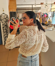 Carregar imagem no visualizador da galeria, Blusa Margaridas
