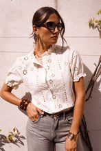 Carregar imagem no visualizador da galeria, Blusa Bordada
