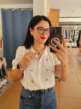 Carregar imagem no visualizador da galeria, Camisa Bordada
