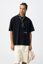 Carregar imagem no visualizador da galeria, T-shirt oversize azul-escuro
