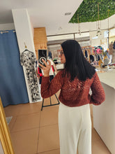 Carregar imagem no visualizador da galeria, Blusa Margaridas Tijolo
